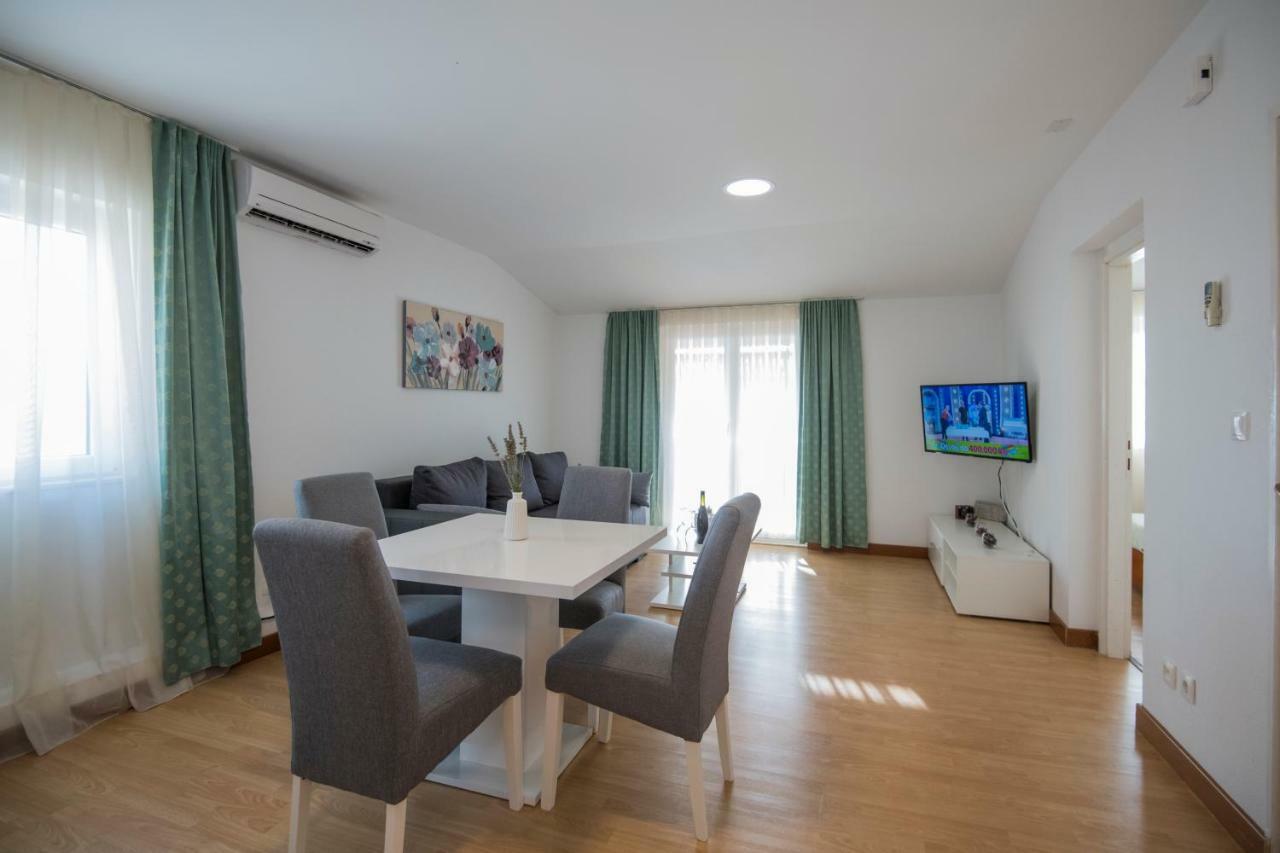 Katarina Apartmani Podstrana Exteriör bild