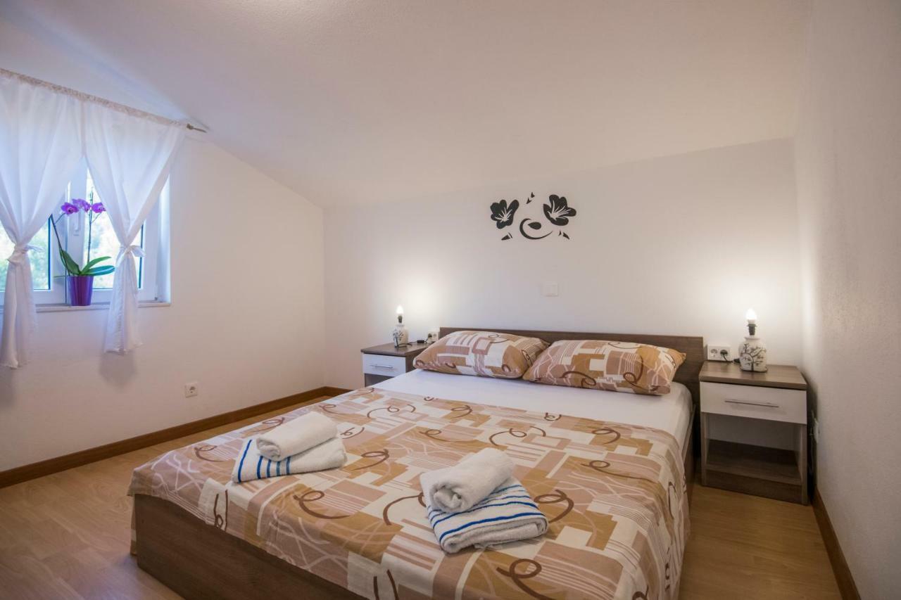 Katarina Apartmani Podstrana Exteriör bild