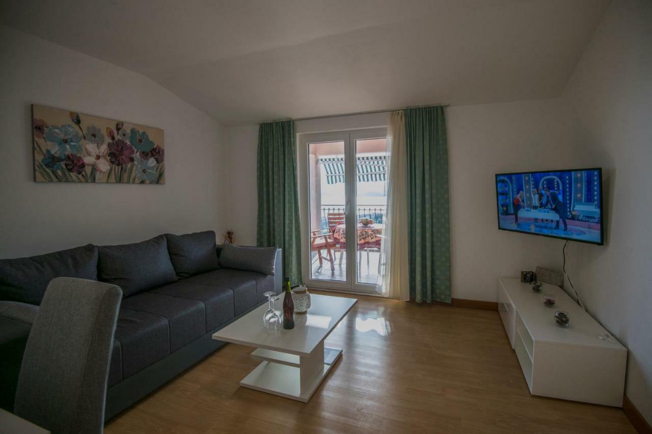 Katarina Apartmani Podstrana Exteriör bild